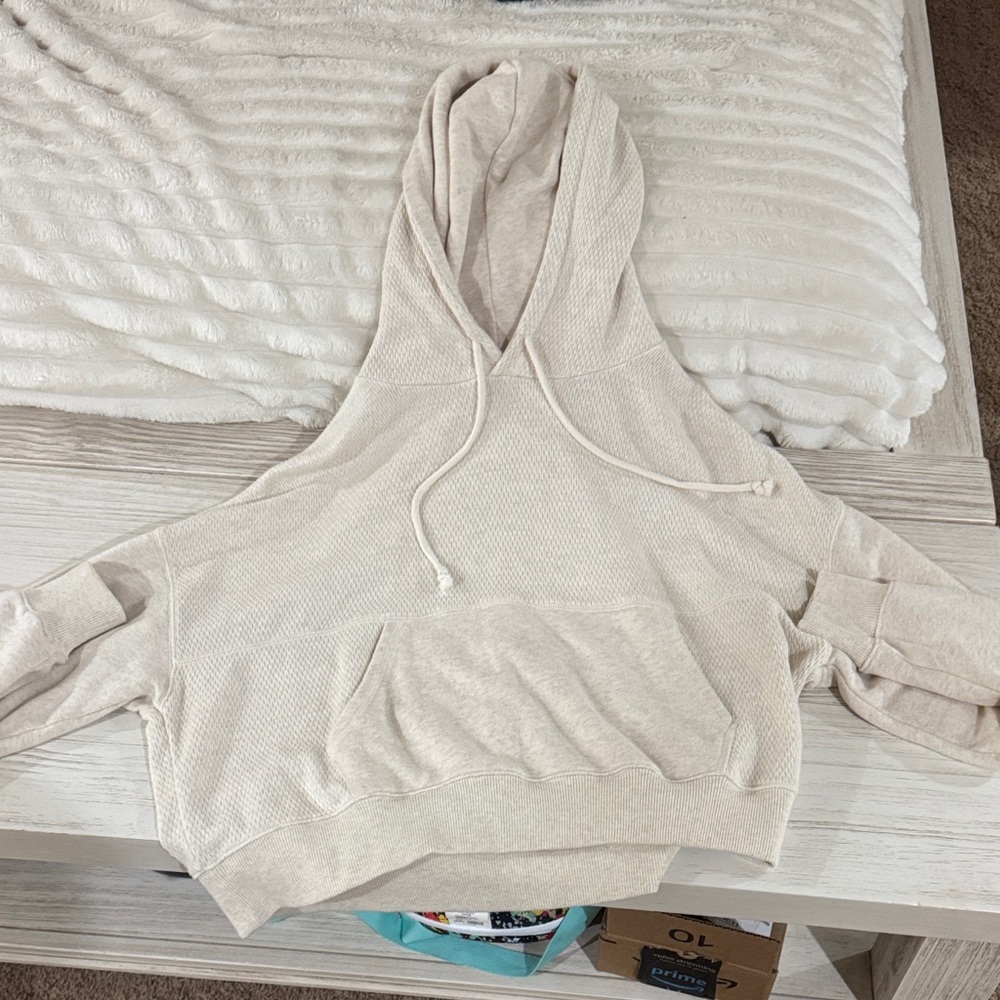 Aerie Cream Pullover Hoodie